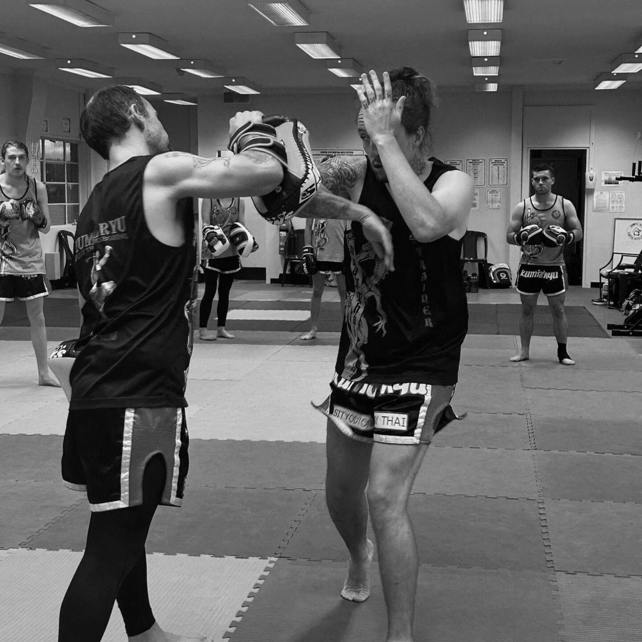 Muay Thai/Kickboxing (13-17yrs)